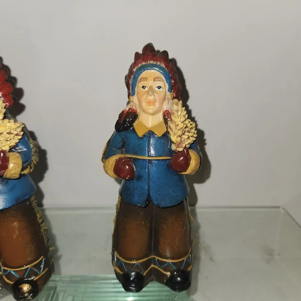 Vintage Set of 2 Thanksgiving Native American decor